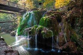 Development was not completed before the end of the war and it was not used operationally. Tagestour Zum Bigar Wasserfall Und Zur Donauschlucht Westrumanien 2021