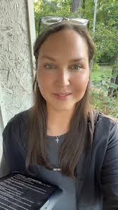 Wearing orange for my boy! Tomorrow I'll wear green and be more comfortable  lol. I love the color orange but not so much