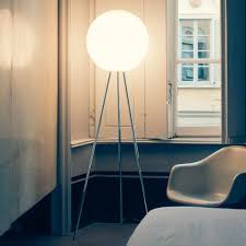 Fontana Arte Prima Signora Stehleuchte Mit Dimmer In 2020 Innenbeleuchtung Moderne Stehlampen Und Bodenlampe