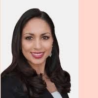 Deandra Davis's Instagram, Twitter & Facebook