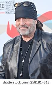 Awards Party People: Over 12,481 Royalty-Free Licensable Stock Photos