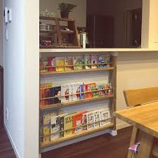 リビング ターナーアンティークワックス ターナーミルクペイント 絵本棚 diy などのインテリア実例 2016 04 02 20 51 48 roomclip ルームクリップ インテリア 収納 本棚壁 本棚diy