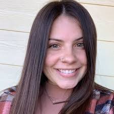 Cassidy Cox's Instagram, Twitter & Facebook