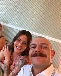 Mike (@flopfiesta) • Instagram photos and videos