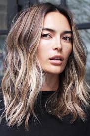 Medium shoulder length hairstyles for women with wavy hair can look super hot if styled properly. 30 Trendy Hairstyles For Medium Length Hair Lovehairstyles Com