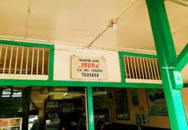 Kedai kopi yang diberi nama warkop kak jokowi ini menggratiskan seluruh menu hanya dengan mengucapkan selawat nabi untuk pengunjung muslim dan untuk non muslim hanya dengan senyuman. Sah Ke Tarakan Kalau Sudah Nongkrong Di Warkop Legend Yang Satu Ini Tulisan Perantau