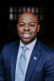 Alex Burton's Instagram, Twitter & Facebook