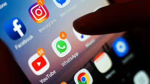 More than 2 billion people in over 180 countries use whatsapp to stay in whatsapp is free and offers simple, secure, reliable messaging and calling, available on phones all. Whatsapp Der Spiegel