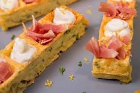 Batonnets De Gaufres De Pommes De Terre Au Jambon D Ardenne Et A La Ricotta Recette Gaufre Pomme De Terre Recettes De Cuisine Aperitif Pomme De Terre