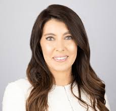 Sarah Gilbreath's Instagram, Twitter & Facebook