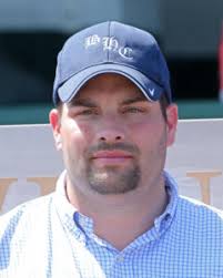 Cox Closing In On 1,000 Career Victories