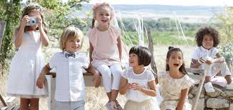 Chères lectrices vous êtes ici chez vous pour trouver des idées de look clef en main! Mariage Des Tenues De Cortege Pour Parfaits Enfants D Honneur Madame Figaro