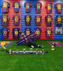First sports team in the world to reach 10 million subscribers on @youtube! Fc Barcelona How Is Your Collection Ig Mfcbqtr Facebook
