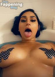 Mickbeth Nude Leaks OnlyFans Photo 7 | TheFappening