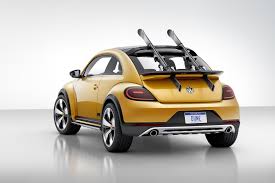 Vw S New Beetle Dune Concept Carries Skis In Style In Detroit New Beetle Vw New Beetle Beetle