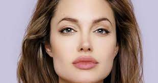 Faci cele mai frumoase felicitări de crăciun din lume, întotdeauna inventezi ceva, cumva, pentru a te trasforma în cel mai bun prieten al puștiului, chiar dacă știu că oneori vii acasă „înfrîntă de oboseala. Cum Arata Cea Mai Frumoasa Femeie Din Lume In Realitate Fara Photoshop Diferenta Este Socanta