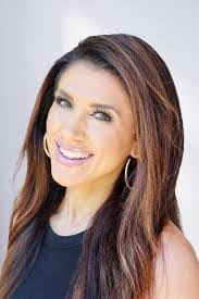 Mia Grady's Instagram, Twitter & Facebook