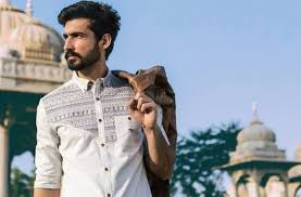 It is a very well known fact that a company having an indian name makes them lose out on a lot of potential customers despite of the quality that they have which is the main reason that so many companies opt something that sounds italian or french. 9 Desi Clothing Brands Online That Are Better Off Than Many Foreign Brands