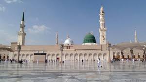 Check spelling or type a new query. Todlicher Anschlag Vor Der Prophetenmoschee In Medina Aktuell Nahost Dw 04 07 2016