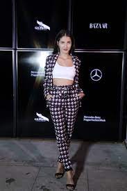 Maybe you would like to learn more about one of these? Sara Sandeva S Feet Wikifeet