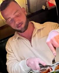 I love my f*cked up internet fam 🫶🏻 Beyond grateful to be able to go