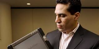 Waiting-room computers offer Web, info