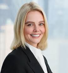 Anne Knipper's Instagram, Twitter & Facebook