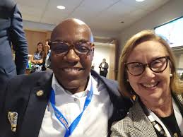 Ellen Rosenblum (@EllenRosenblum)