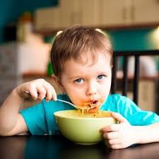 Bukan untuk menggantikan makanan daripada kumpulan lain. Lima Makanan Harian Dalam Diet Anak Anak Memberi Makan 2021