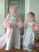 Bei der vielzahl der hochzeitskleider, den verschiedenen schnitten, farbtönen und farbnuancen, längen. Kleider Schmuck Frisur Wie Aschenbrodel 3hfa Fanseite