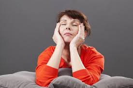 Tanda tanda menopause sering menjadi kekhawatiran wanita. Inilah Yang Terjadi Pada Tubuh Wanita Saat Menopause Hello Sehat