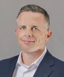 Karl Hopkins's Instagram, Twitter & Facebook