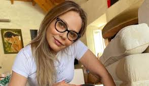Check spelling or type a new query. Chi E Naike Rivelli La Figlia Della Nota Attrice Ornella Muti