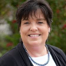 Jeannine Seiler's Instagram, Twitter & Facebook