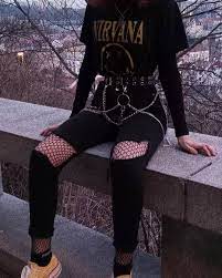 Check spelling or type a new query. Metallicastyle V Instagram Describe Yourself In 3 Words Follow Metallicastyle For More Aesthetic Grunge Outfit Cute Casual Outfits Retro Outfits