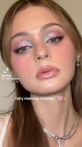 Iona Davis (ionadavis)