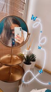 Mirror Selfie In 2020 Instagram Creative Selfie Ideas Instagram Creative Instagram Stories