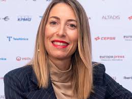 La familia de María Guardiola: su marido José Vicente, sus dos hijos  adolescentes y el abandono de su padre