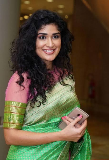 images?q=tbn:ANd9GcS1nkHhDUFHQgcfZbXb8s1