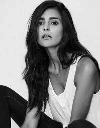 88, this is a model with features that will stand out. Maria Joao Cunha Central Models