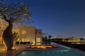 this jaw dropping emirates hills villa could be your new home villa new homes mansions