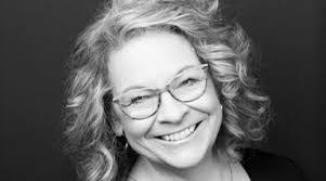 Jill Everhart's Instagram, Twitter & Facebook