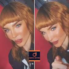 Farándula Belinda aparece con nuevo look y las críticas no se hacen  esperar. La cantante y novia de Cristian Nodal, Belinda, se caracteriza por  sus cambios de looks, ésta vez las críticas