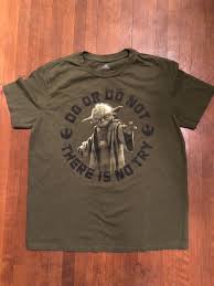 Do Or Do Not There Is No Try Shirt Disney Store Star Wars Do Or Do Not There Is No Try Yoda Tee Shirt Boy S Small Fashion Clothing Shoes Accessories Kidsclot Tee Shirts Shirts Small Clothes