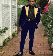 This includes the royal blue suit jacket & trousers, white cuffed shirt, navy tie, brown belt, royal blue vest, white pocket square and cufflinks. Royal Blue Velvet Men Suits For Prom Party Gold Lapel Groom Tuxedos Wedding Suits Blazer Coat Pant Designs Dh261 From Wedding1997 93 17 Dhgate Com