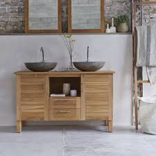 Les meubles de salle de bain doivent être à la fois pratiques et beaux. Meuble De Salle De Bain Salle De Bain Tikamoon