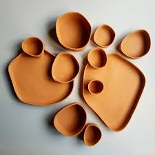 Serving Sets In Organic Shapes Red Clay Body In 2020 Pottery Workshop Ceramics Pottery Art Pottery Barn Bedroom Master