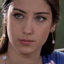 Stream الست..قابلني والاشواق ف عنية by Amr Massoud