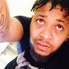 Aaron Raysor Reid (@RaysorReid)