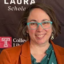 Hilary Iris Lowe (@HilaryIris)